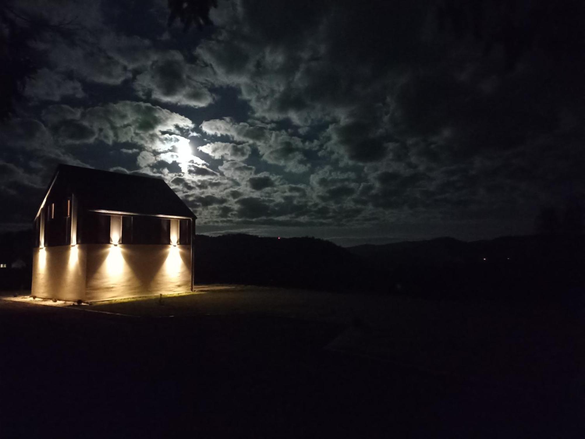 Maraska Holiday House 卡缅纳古拉 外观 照片